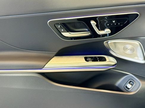 New 2026 Mercedes-Benz CLE 300 4MATIC Coupe image 16