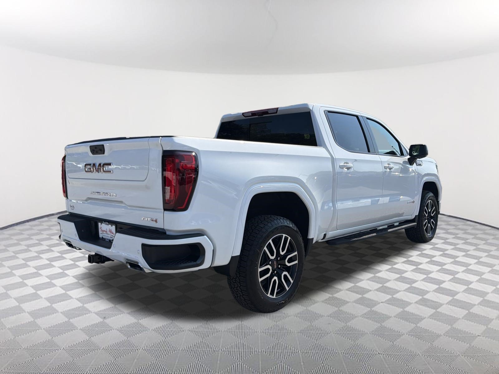 New 2026 GMC Sierra 1500 AT4 w/ AT4 Premium Package AWD/4WD image 6