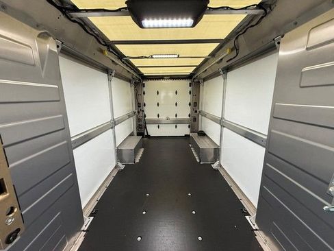 New 2025 Chevrolet Brightdrop 600 image 5