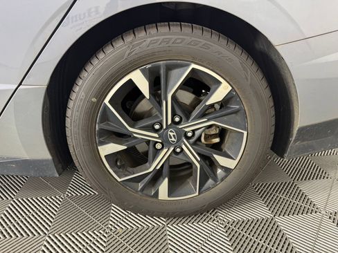 Used 2024 Hyundai Sonata SEL AWD/4WD image 13