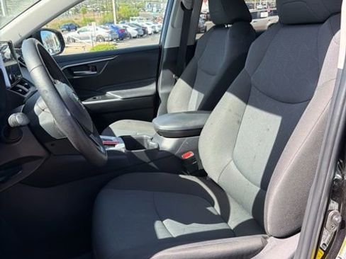Used 2024 Toyota RAV4 AWD Hybrid w/ Weather Package image 15