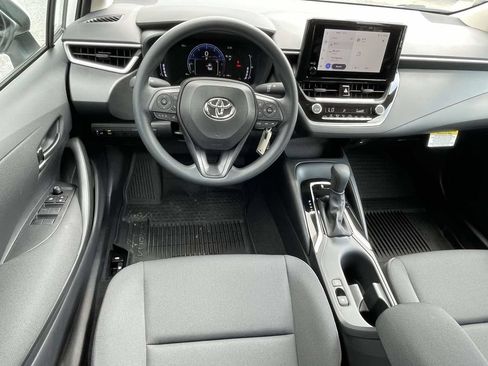 Used 2026 Toyota Corolla LE FWD image 11