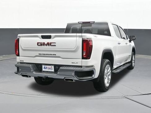 Used 2022 GMC Sierra 1500 SLT AWD/4WD image 13