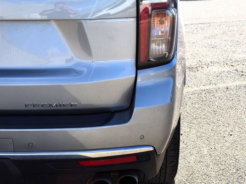 Used 2024 Chevrolet Tahoe Premier image 10