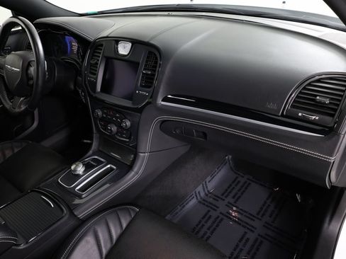 Used 2023 Chrysler 300 C RWD image 29