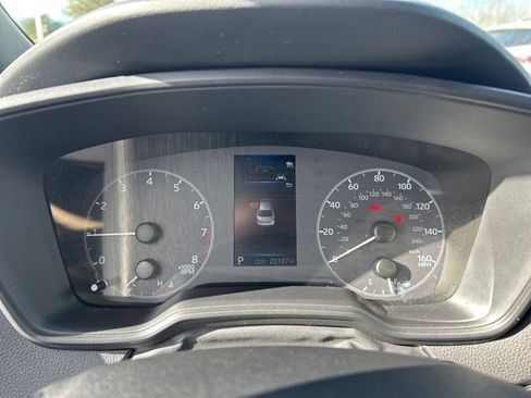 Used 2025 Toyota Corolla SE image 20