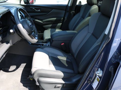 Used 2025 Subaru Ascent Onyx Edition w/ Onyx Package AWD/4WD image 24