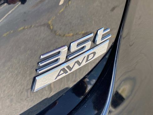 Used 2016 Jaguar XF Prestige image 8