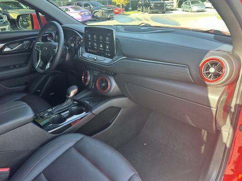 Used 2023 Chevrolet Blazer RS w/ Enhanced Convenience Package image 37