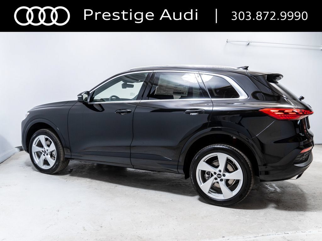 New 2026 Audi Q5 Premium Plus AWD/4WD image 2