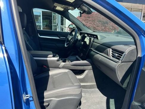 Used 2026 GMC Terrain Elevation w/ Elevation Premium Package AWD/4WD image 16