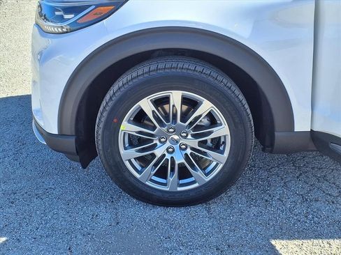 New 2026 Ford Explorer Platinum image 31