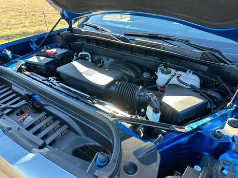 Used 2024 GMC Sierra 1500 AT4 w/ Technology Package image 27