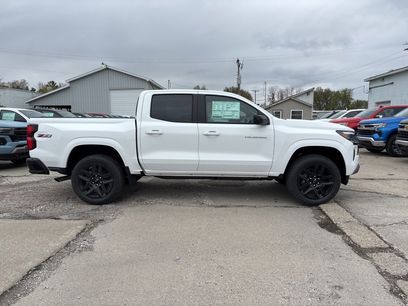 New 2025 Chevrolet Colorado Z71 w/ Z71 Convenience Package 2