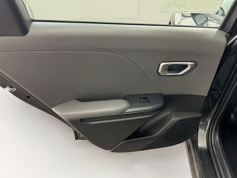 Used 2025 Kia K4 FWD image 26