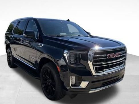 Used 2023 GMC Yukon SLT w/ SLT Premium Package AWD/4WD image 5