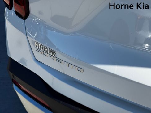 New 2026 Kia Sorento EX image 9