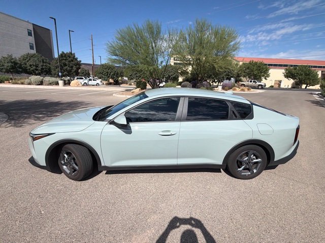 Used 2025 Kia K4 FWD image 2