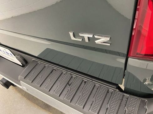 New 2026 Chevrolet Silverado 1500 LTZ w/ Z71 Off-Road Package image 30
