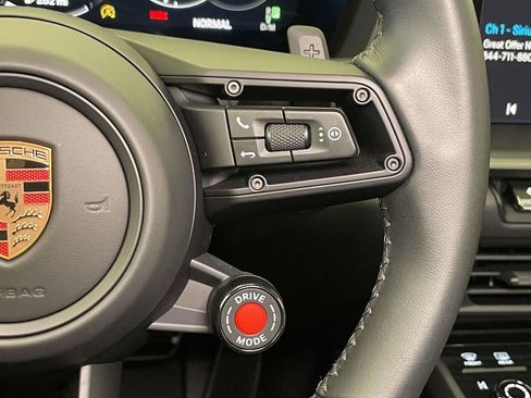 Used 2026 Porsche 911 Carrera image 39