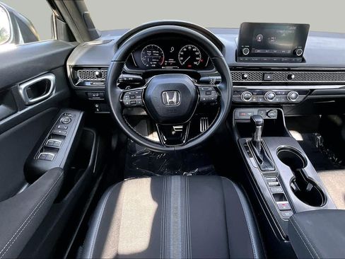 Used 2023 Honda Civic Sport image 6
