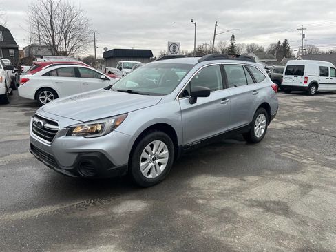 Used 2018 Subaru Outback 2.5i image 1