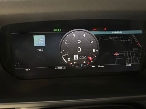 Used 2023 Land Rover Defender 90 X-Dynamic SE AWD/4WD image 11