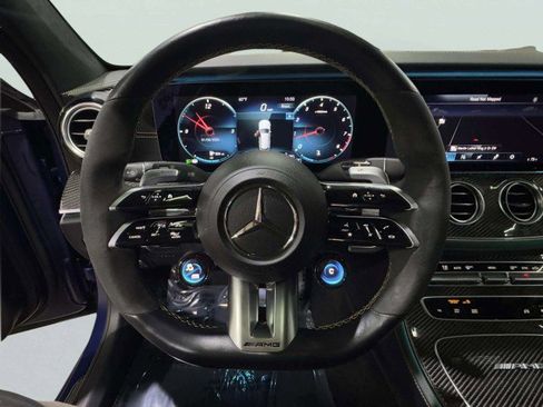 Used 2021 Mercedes-Benz E 63 AMG S image 35