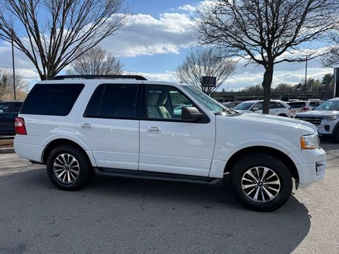 Used 2015 Ford Expedition XLT AWD/4WD image 5