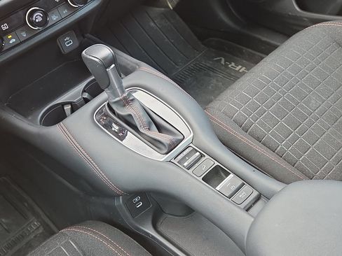 Used 2025 Honda HR-V Sport image 21