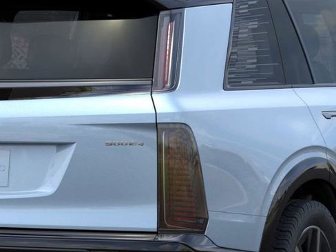 New 2026 Cadillac Vistiq Sport w/ LPO, Floor Liner Package image 11