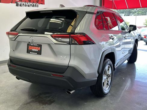 Used 2025 Toyota RAV4 XLE AWD/4WD image 3