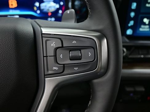 Used 2025 Chevrolet Silverado 1500 RST w/ Z71 Off-Road Package AWD/4WD image 22