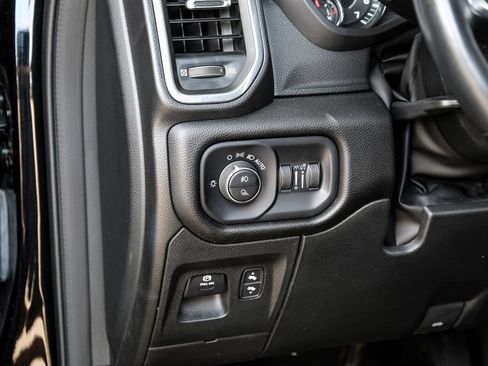 Used 2023 RAM 1500 Laramie AWD/4WD image 38