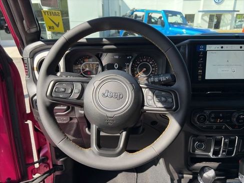 Used 2024 Jeep Wrangler Unlimited Sport AWD/4WD image 15
