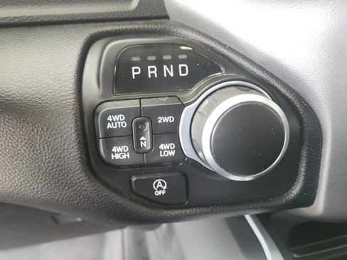 Used 2022 RAM 1500 Big Horn AWD/4WD image 37