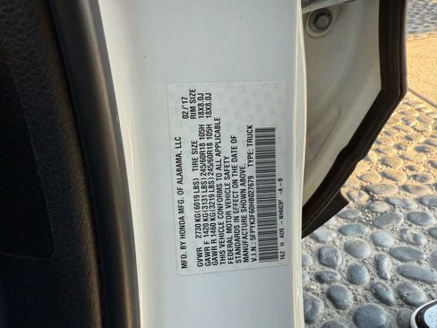 Used 2017 Honda Ridgeline RTL-T image 30