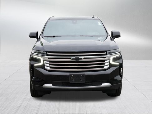 Used 2021 Chevrolet Tahoe High Country w/ Premium Package AWD/4WD image 2