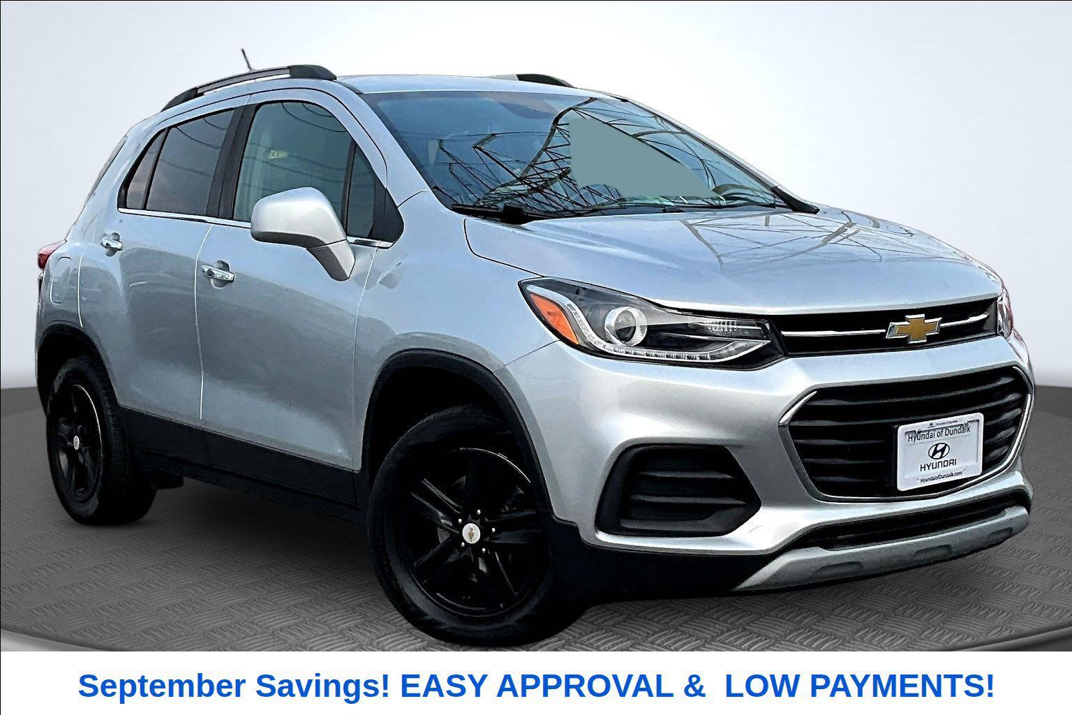 Used 2018 Chevrolet Trax LT w/ LT Convenience Package FWD image 2