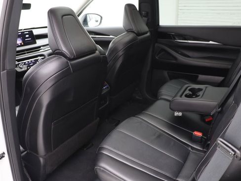 Used 2025 INFINITI QX60 Pure AWD/4WD image 10