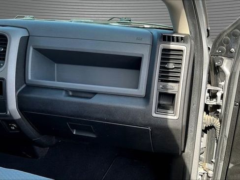 Used 2019 RAM 1500 Express w/ Express Value Package image 26