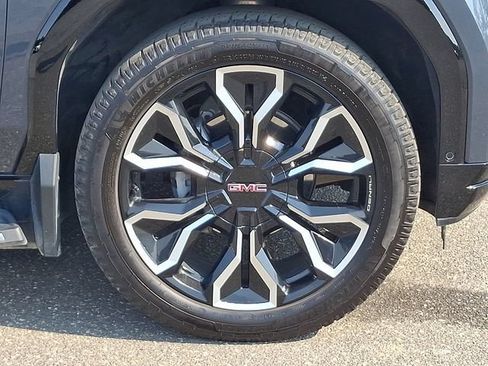 Used 2026 GMC Sierra EV Denali AWD/4WD image 29