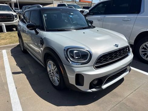 Used 2023 MINI Cooper Countryman S FWD image 2