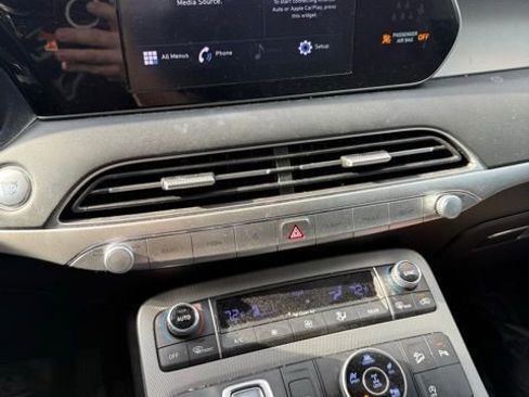 Used 2021 Hyundai Palisade SEL w/ Convenience Package image 11