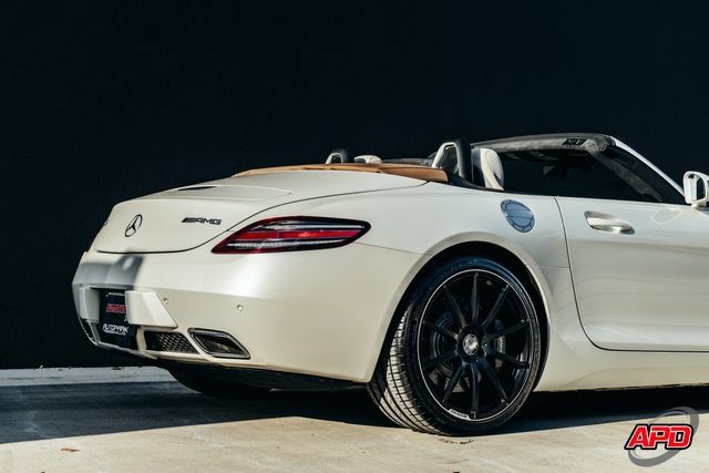 Used 2012 Mercedes-Benz SLS AMG Roadster image 54
