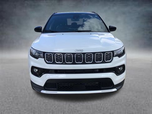Used 2024 Jeep Compass Limited AWD/4WD image 12