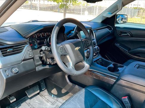 Used 2018 Chevrolet Tahoe LT image 18