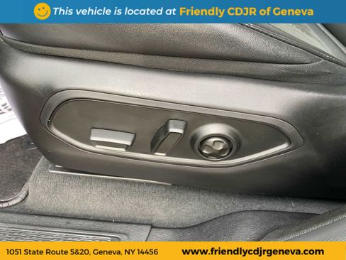 Used 2025 Jeep Grand Cherokee L Altitude image 25