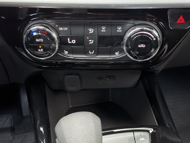 New 2026 Chevrolet Trax LT w/ Driver Confidence Package FWD image 14