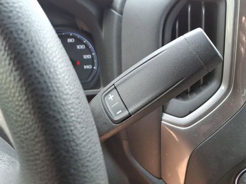 Used 2023 Chevrolet Silverado 1500 Custom image 21